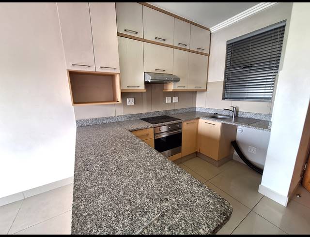 2 BEDROOM APARTMENT TO LET IN UMHLANGA RIDGE